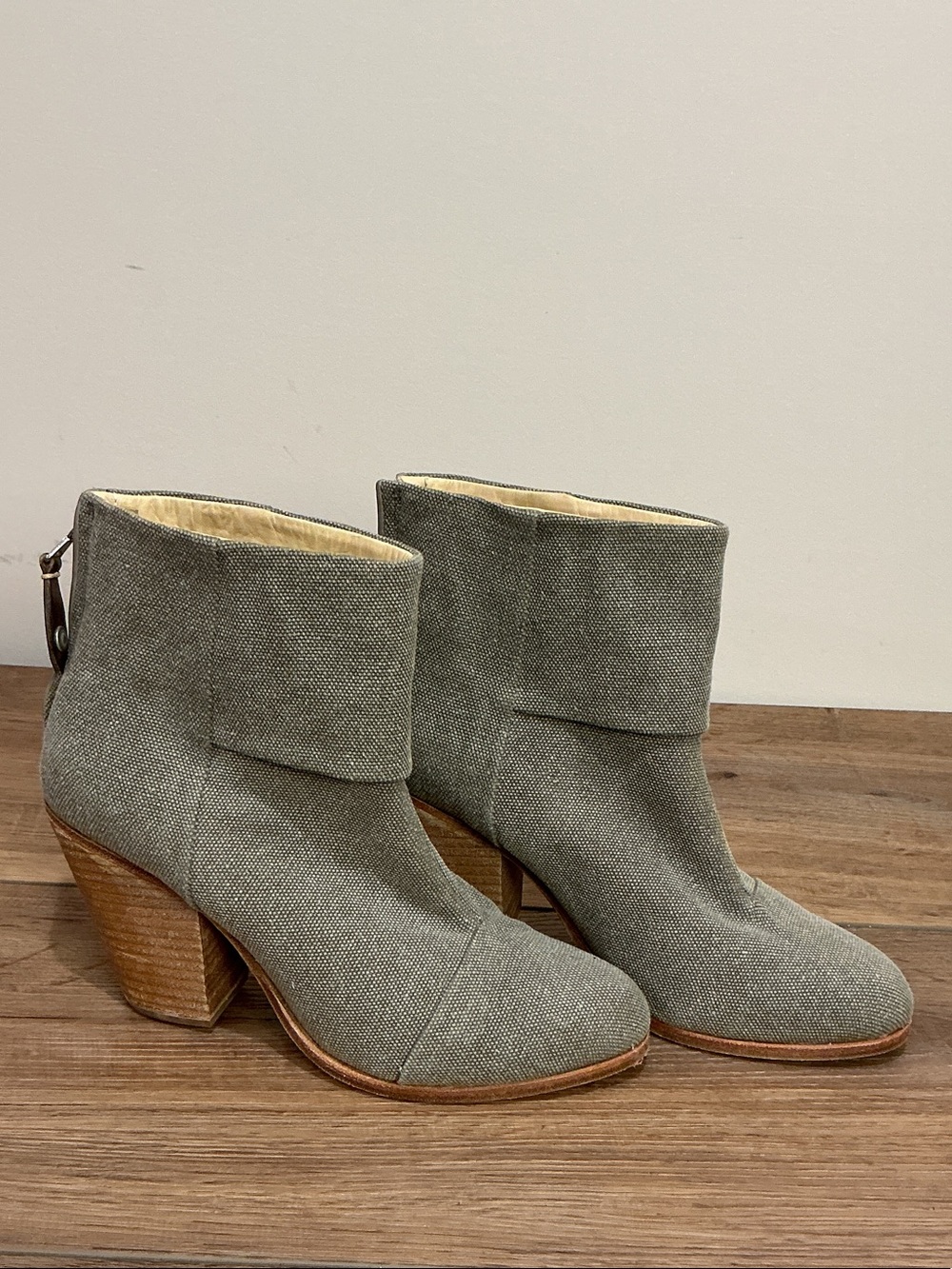 Rag & Bone Canvas Ankle Boots Gray Green Olive Fold Over Stacked Heel Sz 9